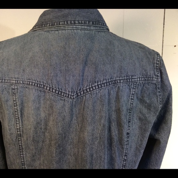 Denim Western shirt Bit & Bridle Button down Women’s Size Large - Picture 5 of 7